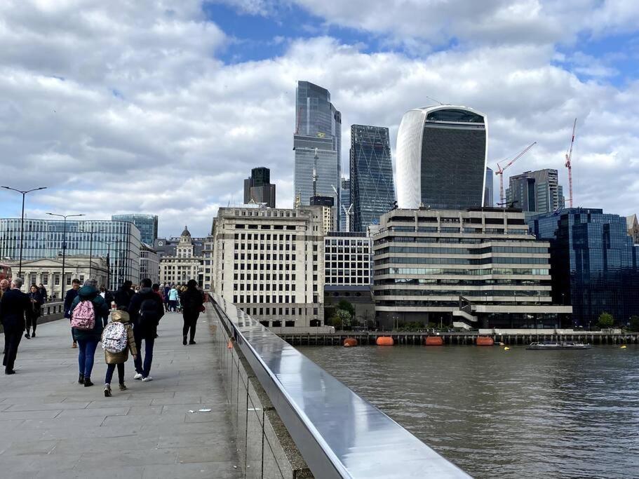 Club White London Bridge One Bedroom Apartment Londres Exterior foto