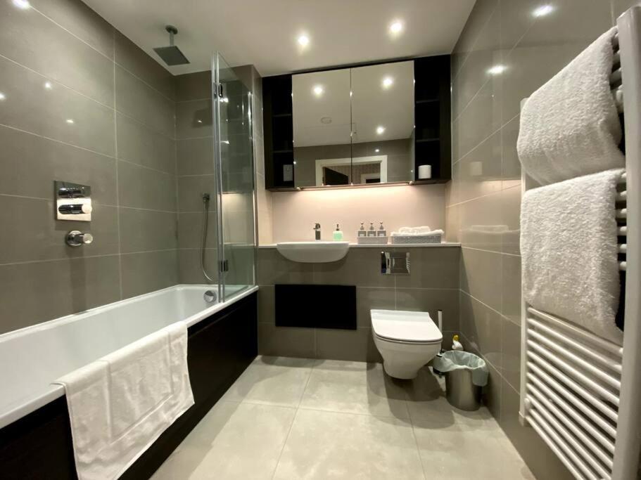Club White London Bridge One Bedroom Apartment Londres Exterior foto